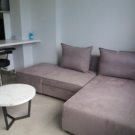 Ocean Views Apartment Plataria Exterior photo