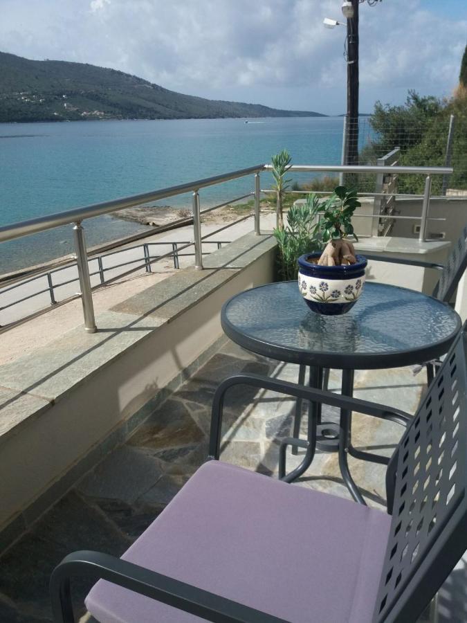 Ocean Views Apartment Plataria Exterior photo